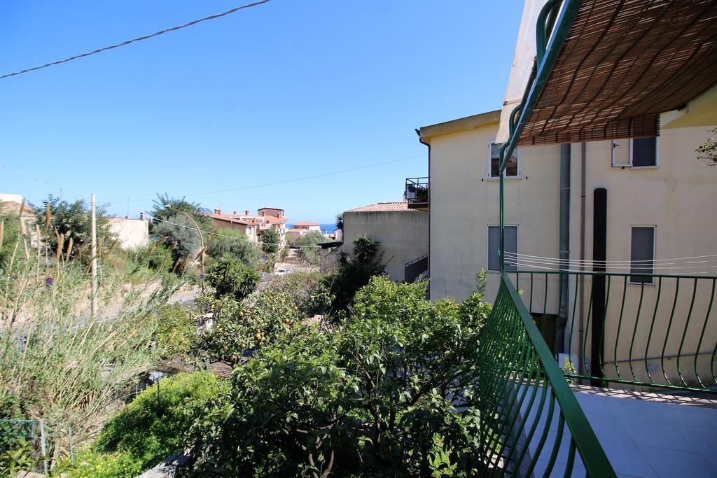 Appartamento Monte Oro Санта Мария Наварезе Екстериор снимка